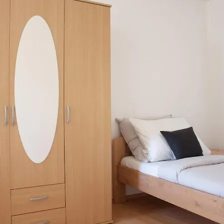 Schone Ferienwohnung Nr 6 Apartment *